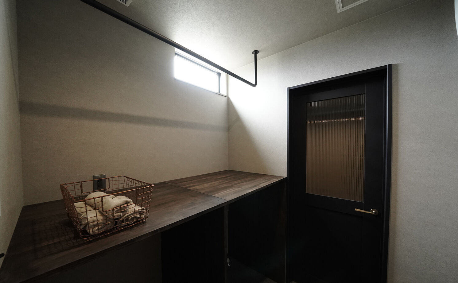 HOLOS HOME（ホロスホーム） 【西春日井郡｜レンガ貼り｜吹き抜け】時を重ねるごとに味わいを増す、ヴィンテージガレージハウスの建築実例画像16