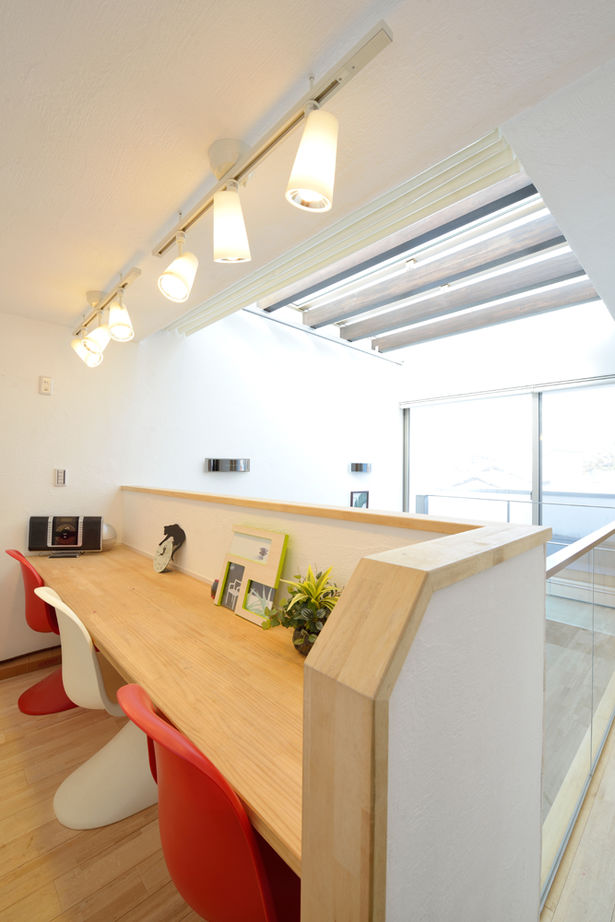 遊友建築工房 【尼崎市/3000万円台/インナーガレージ/間取り図有】ビルトインガレージに愛車2台ゆったり格納、3階建ての建築実例画像7