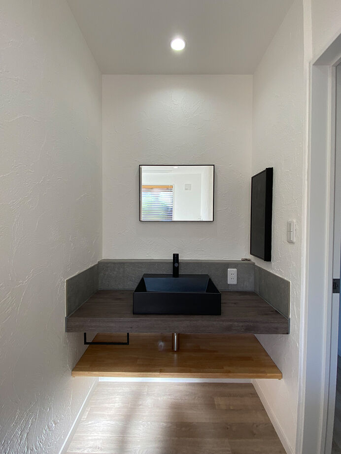 北条建設 【2000～2499万円/ナチュラルモダン】ビルトインガレージとルーフバルコニーのあるリゾートハウスの建築実例画像7