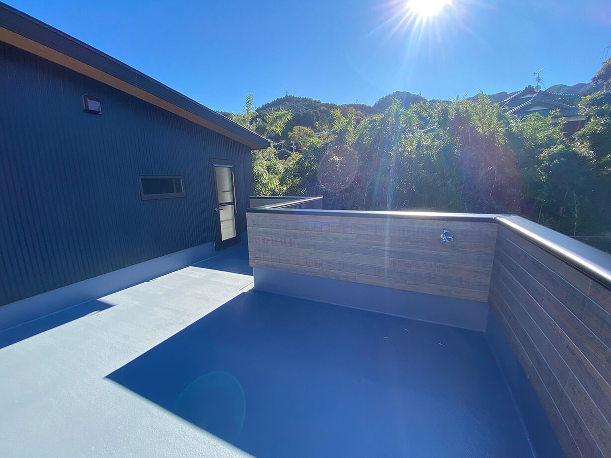 北条建設 【2000～2499万円/ナチュラルモダン】ビルトインガレージとルーフバルコニーのあるリゾートハウスの建築実例画像9