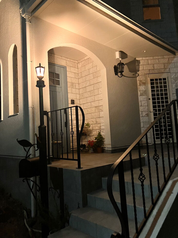 北条建設 【2500～2999万円/フレンチモダン】石貼りと塗り壁の外壁。お気に入りの家具でゲストをおもてなしの建築実例画像10