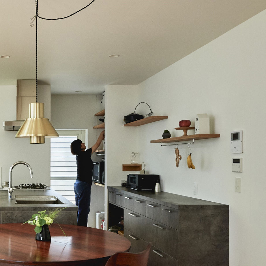 タカノホーム 【中庭/バルコニー】余白と光を採りこみながら　のびやかに暮らす家　の建築実例画像3