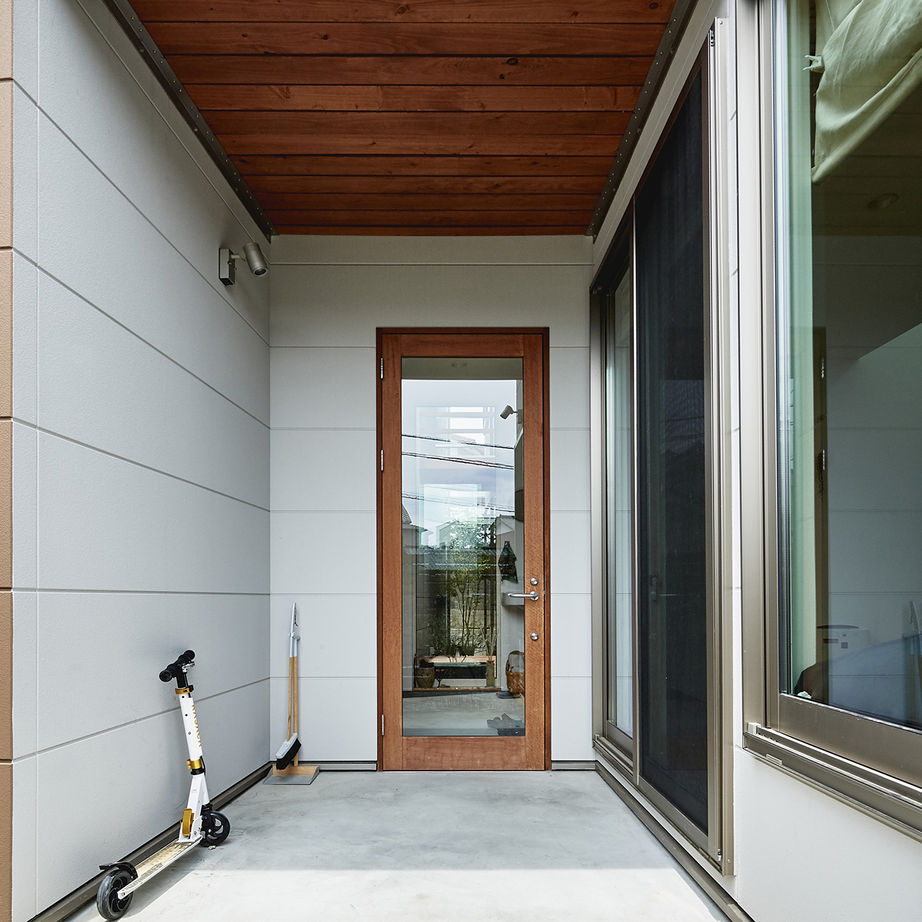 タカノホーム 【中庭/バルコニー】余白と光を採りこみながら　のびやかに暮らす家　の建築実例画像8