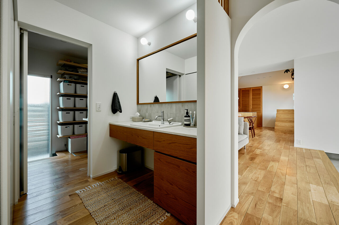 タカノホーム 【景色を楽しむ／大好きなインテリアを活かす】家族と過ごす、大切な日々をかたちにした家の建築実例画像9