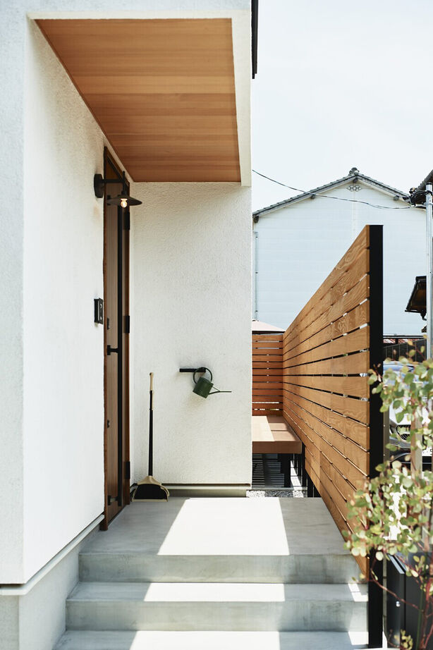 タカノホーム 【吹抜けを通じて家族がつながる】機能も空間もギュッと詰め込んで、心地よい家族のじかんを手に入れるの建築実例画像2