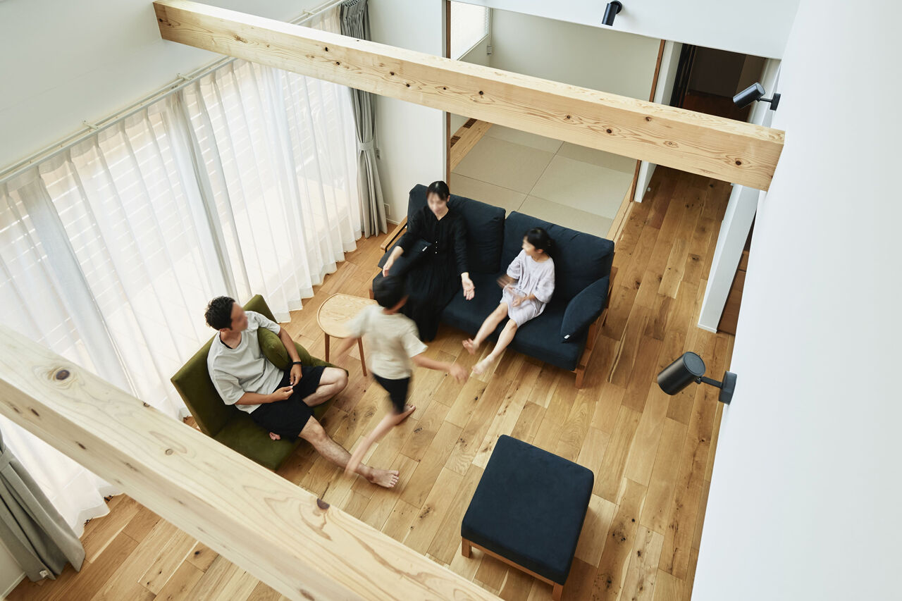 タカノホーム 【吹抜けを通じて家族がつながる】機能も空間もギュッと詰め込んで、心地よい家族のじかんを手に入れるの建築実例画像10