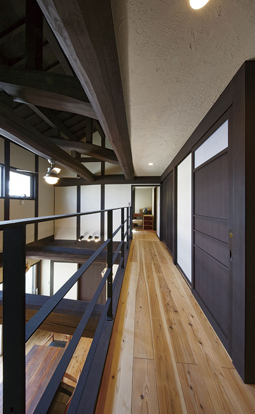 椎葉工務店 【2500万円‐3000万円】思わず見上げる地松の梁に　歳月を経た木の味わいが宿るの建築実例画像8