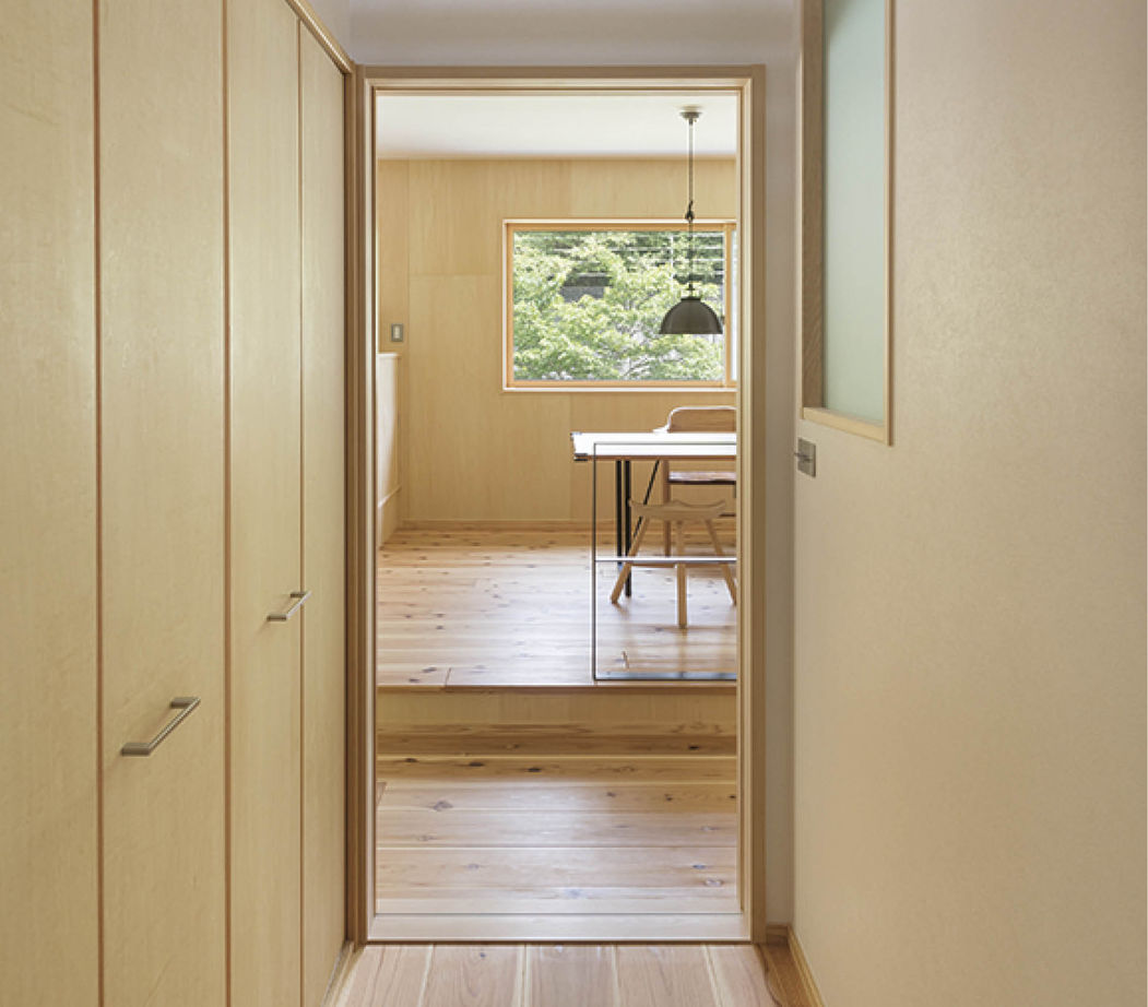 椎葉工務店 【2000万円～2500万円】杉の無垢材が美しい広々リビングでシンプルに暮らす平屋住宅の建築実例画像4