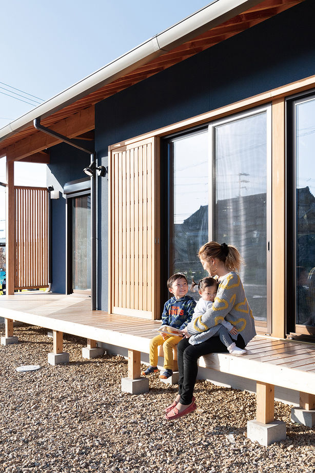 椎葉工務店 【大阪/平屋/3000万円台/子育て/間取り有】地松の梁、杉の天井、桧の床。表情豊かな木の平屋の建築実例画像10