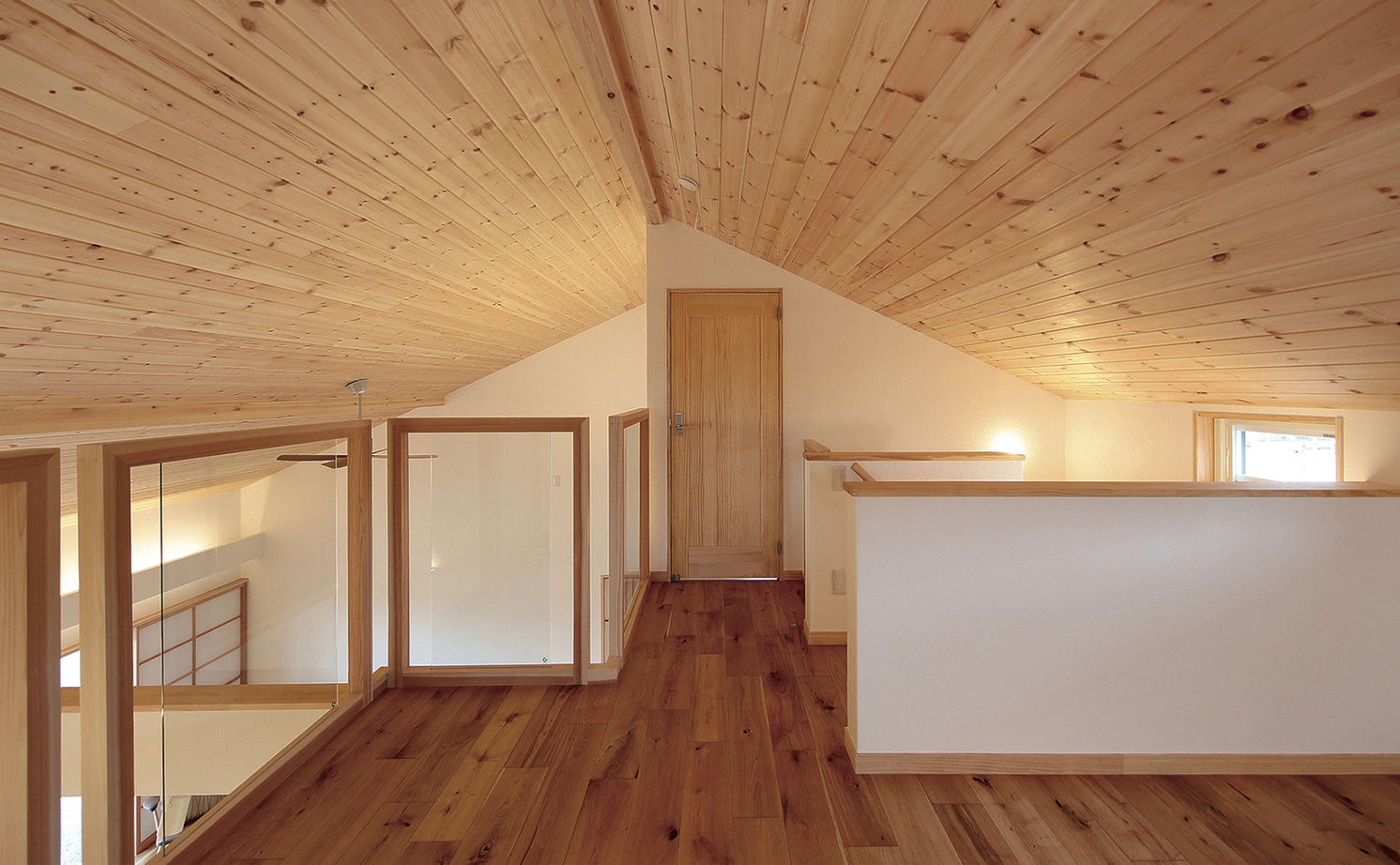 しのだ工務店 【和モダン/平屋/2000万円台】清々しくて、ほっと寛げる。漆喰と無垢材で描くシンプルで真っ白な家の建築実例画像7