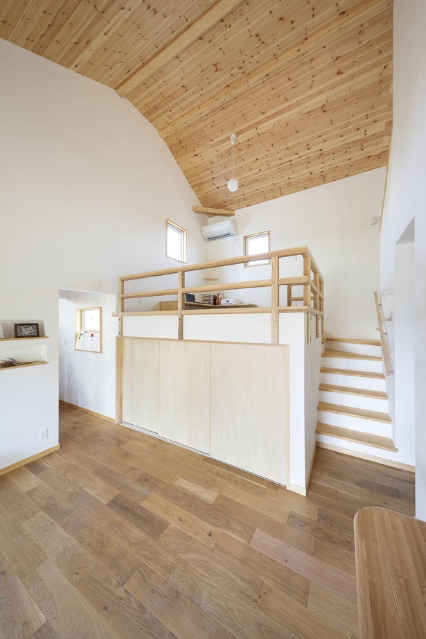 しのだ工務店 【2700万円台/平屋＋α】漆喰と木の質感に癒される。笑顔のアイデアで絆を育む家の建築実例画像10