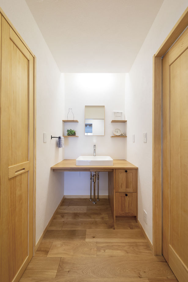 しのだ工務店 【2700万円台/平屋＋α】漆喰と木の質感に癒される。笑顔のアイデアで絆を育む家の建築実例画像14