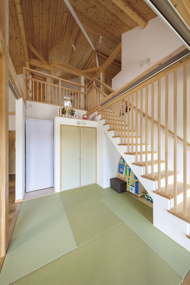 しのだ工務店 漆喰と木の癒しが決め手に。寒さ知らずで家事ラクな白い家の建築実例画像9