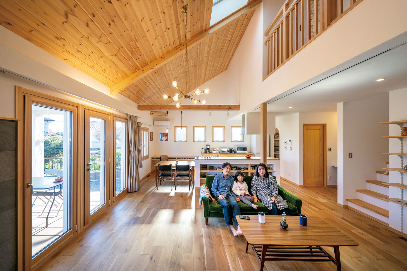 しのだ工務店 良いものを長く大切にしたい。 夫妻が選んだ漆喰・無垢材の家の建築実例画像2