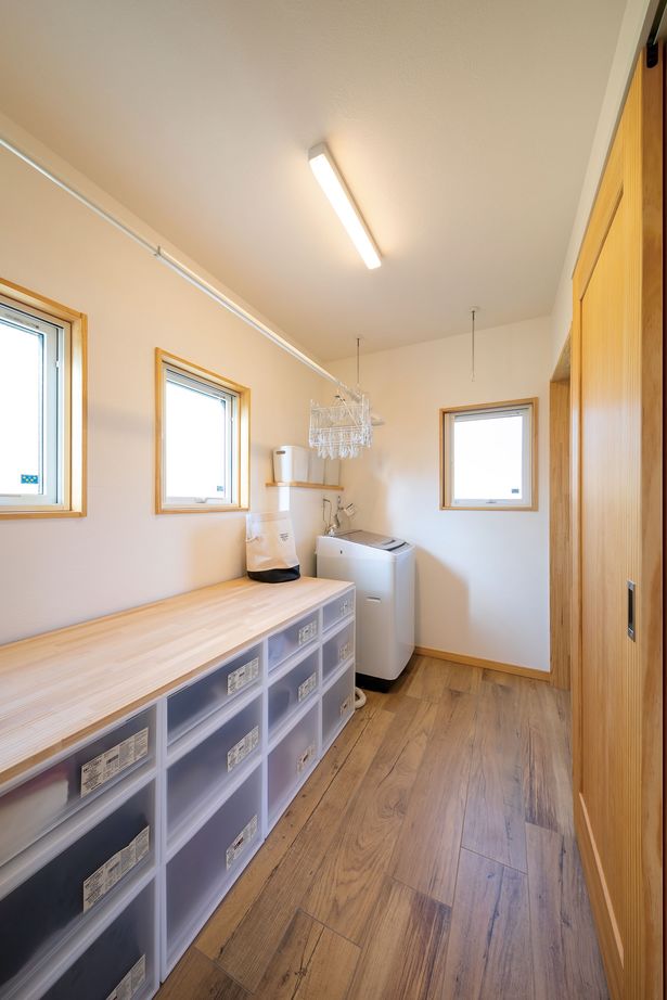 しのだ工務店 良いものを長く大切にしたい。 夫妻が選んだ漆喰・無垢材の家の建築実例画像7