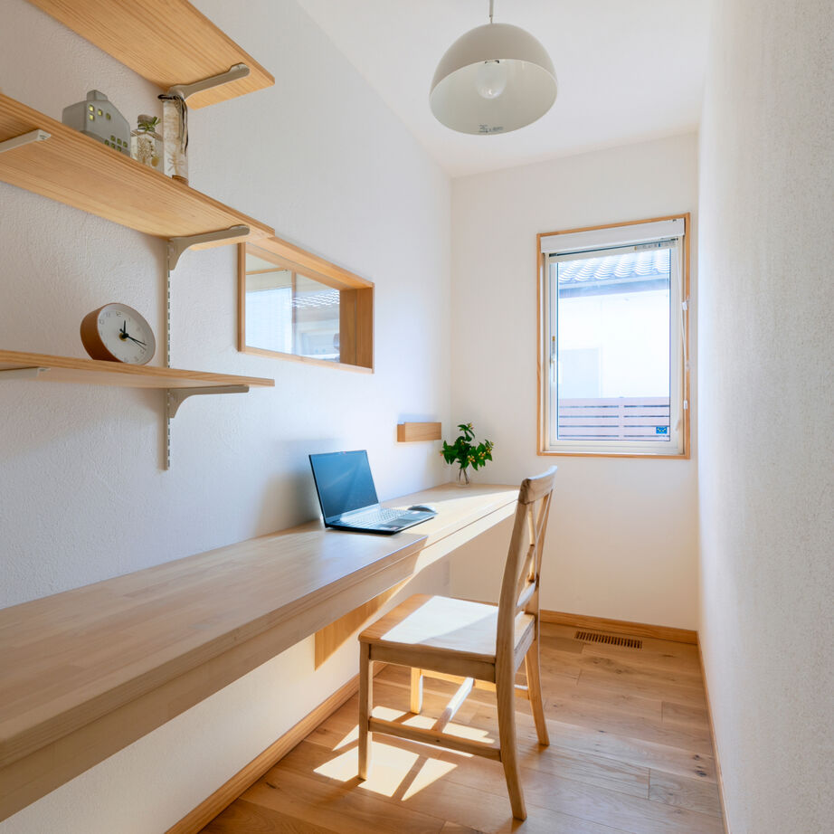 しのだ工務店 無垢材と漆喰の癒し。家事動線の効率化で家族との時間を満喫の建築実例画像4