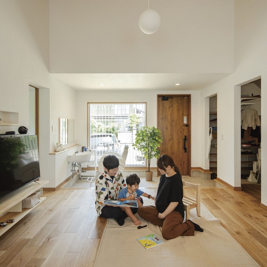 しのだ工務店 無垢材と漆喰の癒し。家事動線の効率化で家族との時間を満喫の建築実例画像5