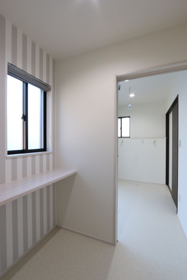 マイホームタナカ 「ただいま」の瞬間から心地良い。寛ぎの空間と快適動線が共存する家の建築実例画像6