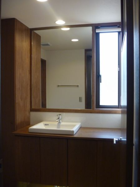 アルファホーム／オーガニックハウス新潟 モダニズム建築の粋を集めた、30年先も色褪せることのない普遍のデザイン住宅の建築実例画像4