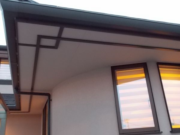 アルファホーム／オーガニックハウス新潟 造作家具を多数採用。フランク・ロイド・ライトの普遍の真髄が息づく、近代モダニズム的デザイン住宅の建築実例画像3