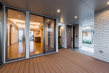 アルファホーム／オーガニックハウス新潟 フランク・ロイド・ライトの建築思想を忠実に表現したゴージャスモダンな平屋住宅の建築実例画像4