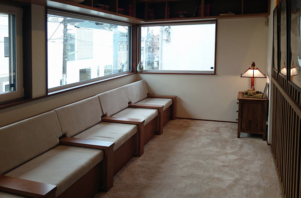 アルファホーム／オーガニックハウス新潟 自然、家族、時間が繋がる…優雅な佇まいを見せるモダンな住まいの建築実例画像3