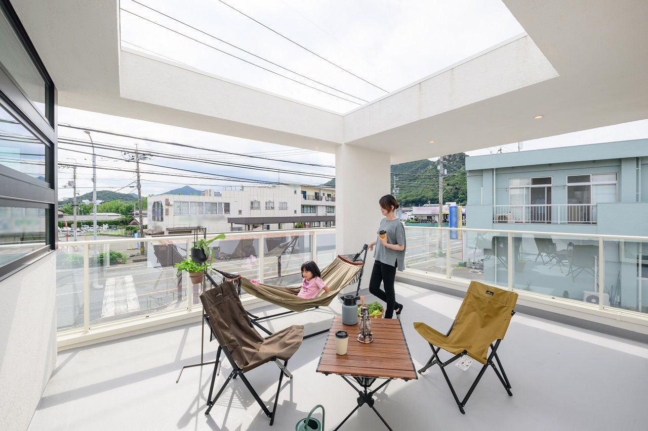 アルファホーム／オーガニックハウス新潟 境界が重なり合う、街のなかの奥行き感がある暮らしの建築実例画像4