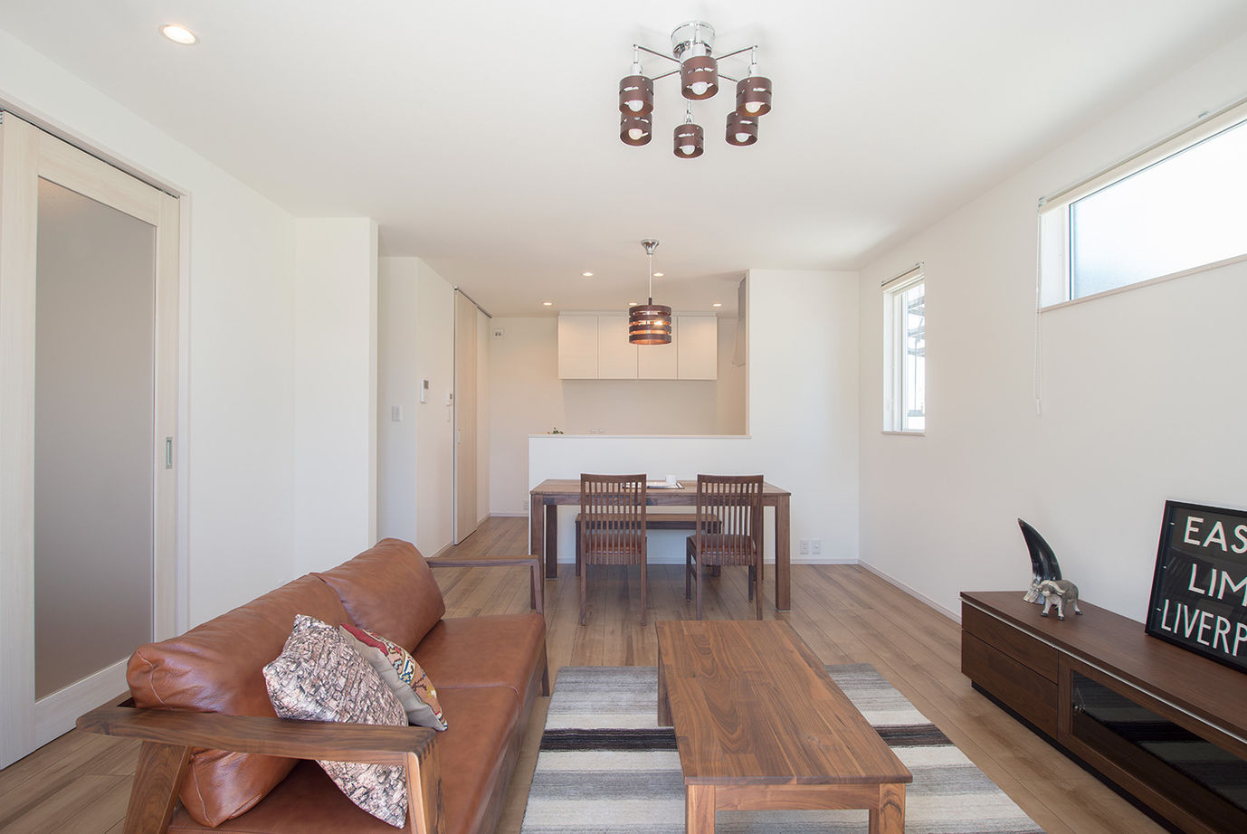 ジブンハウス 【本体価格1016万円／3LDK／30坪台／間取図有】人を招きたくなる理想の家を予算内で実現の建築実例画像3