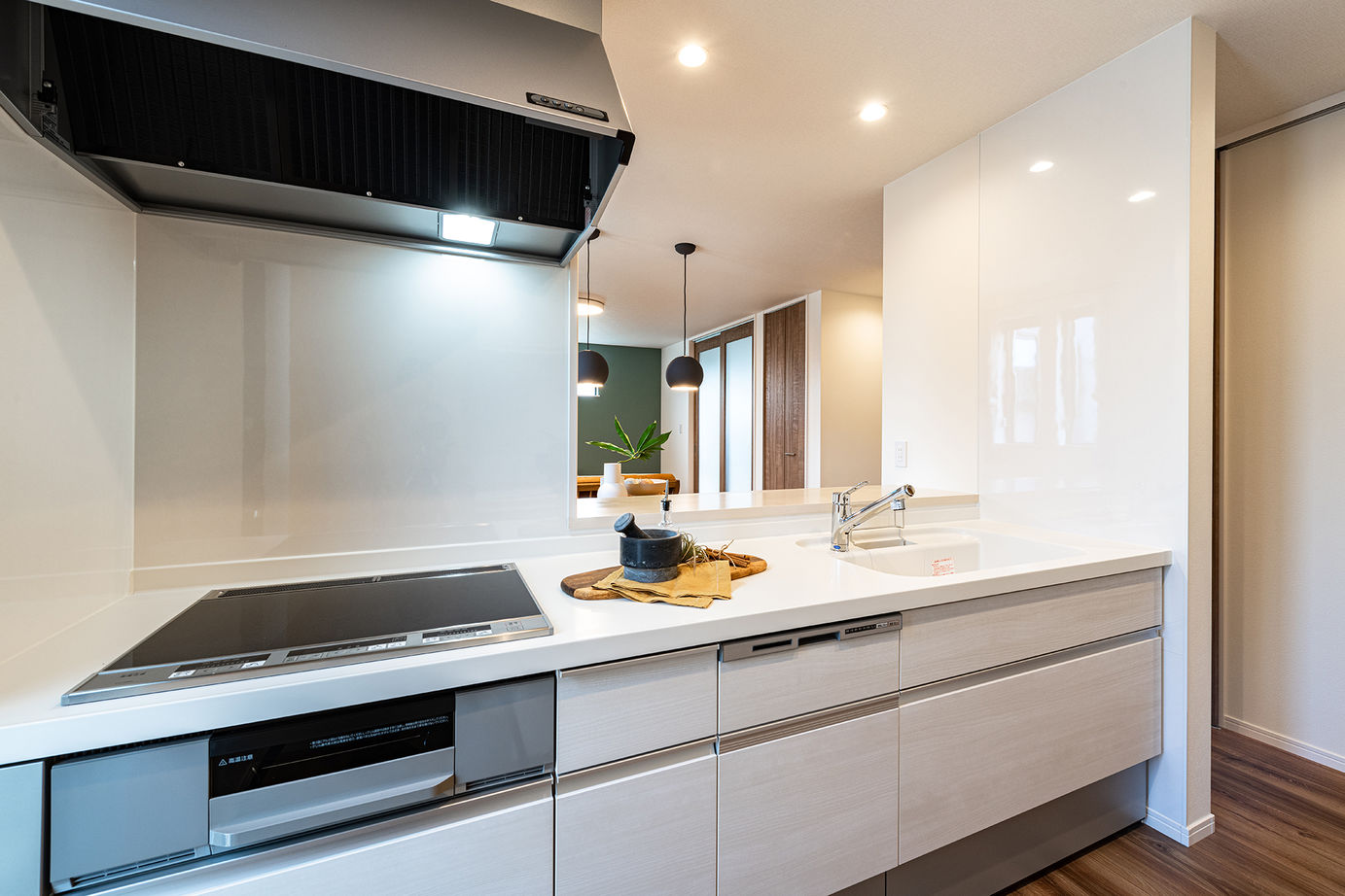 ジブンハウス 【1000万円～1499万円／4LDK／1階和室あり／家事動線／収納充実】肩肘はらないシンプルハウスの建築実例画像6