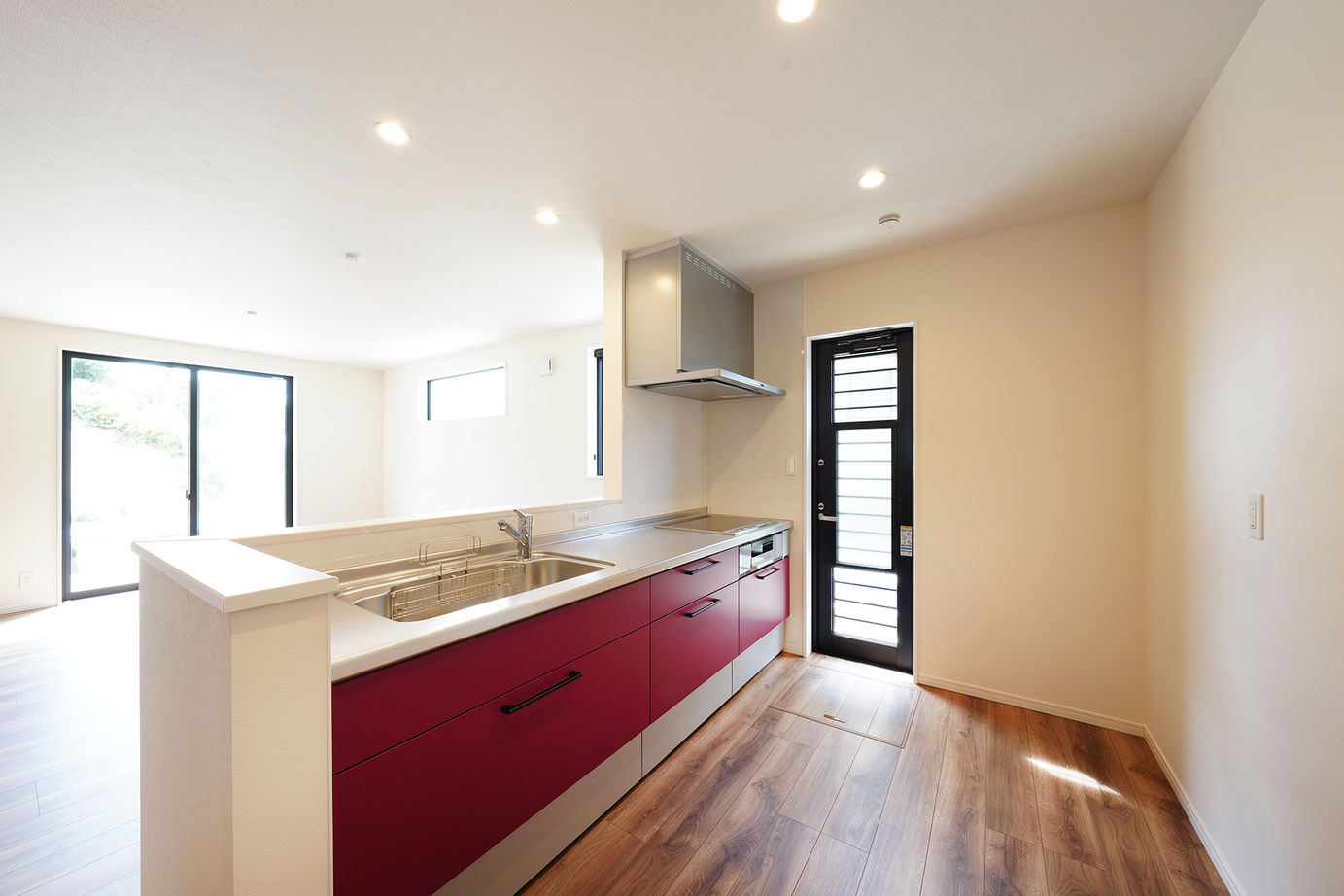 ジブンハウス 【1000万円～1499万円／5LDK／1階和室あり／間取図有】回遊動線で合理性をかなえた家の建築実例画像3