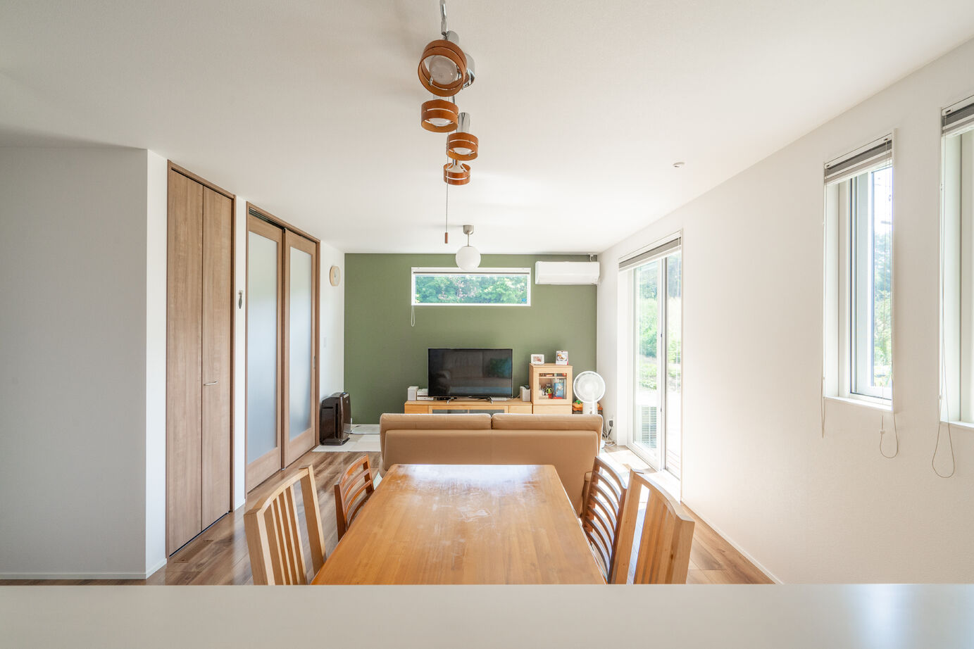 ジブンハウス 【本体価格1637万円/3LDK/30坪台/間取図有】移住のためオンライン打ち合わせで実現した切妻屋根の家の建築実例画像3