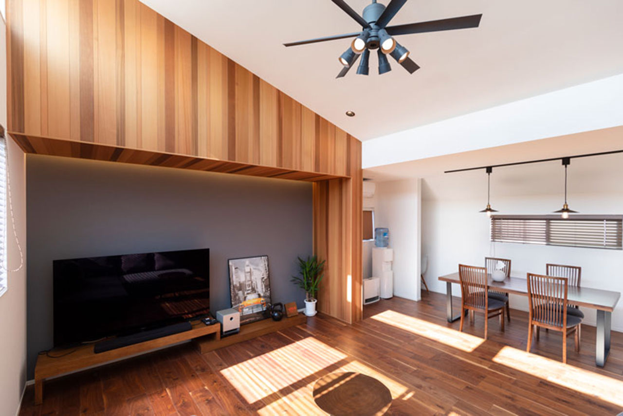 東栄住宅（YUTO-IE） 【延床35坪／間取図有】予算にメリハリをつけ、最も長い時間を過ごすLDKを最大限に広く明るく!の建築実例画像2