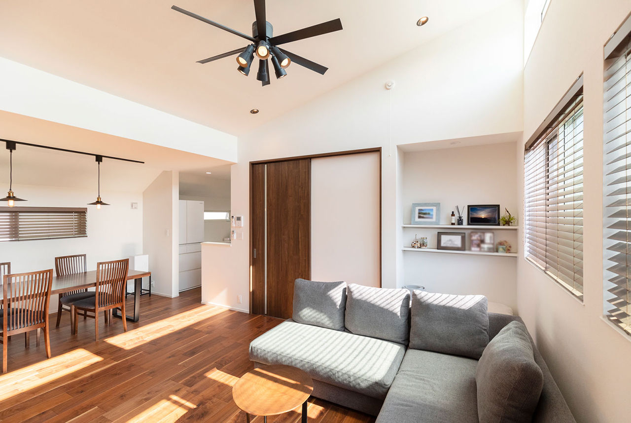 東栄住宅（YUTO-IE） 【延床35坪／間取図有】予算にメリハリをつけ、最も長い時間を過ごすLDKを最大限に広く明るく!の建築実例画像4