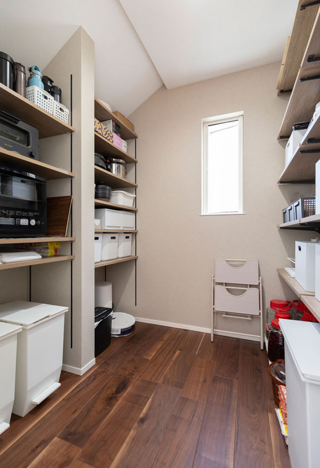 東栄住宅（YUTO-IE） 【延床35坪／間取図有】予算にメリハリをつけ、最も長い時間を過ごすLDKを最大限に広く明るく!の建築実例画像6