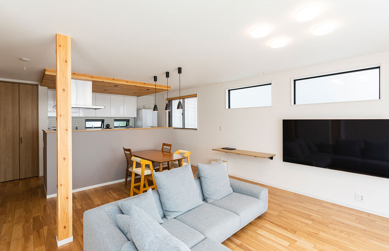 東栄住宅（YUTO-IE） 【延床37.6坪／間取図有】リモートを活用。400km離れた場所から遊び心溢れる住まいをカタチにの建築実例画像4