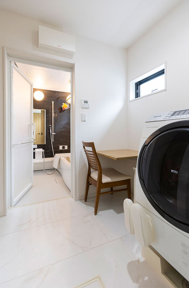 東栄住宅（YUTO-IE） 【延床37.6坪／間取図有】リモートを活用。400km離れた場所から遊び心溢れる住まいをカタチにの建築実例画像8