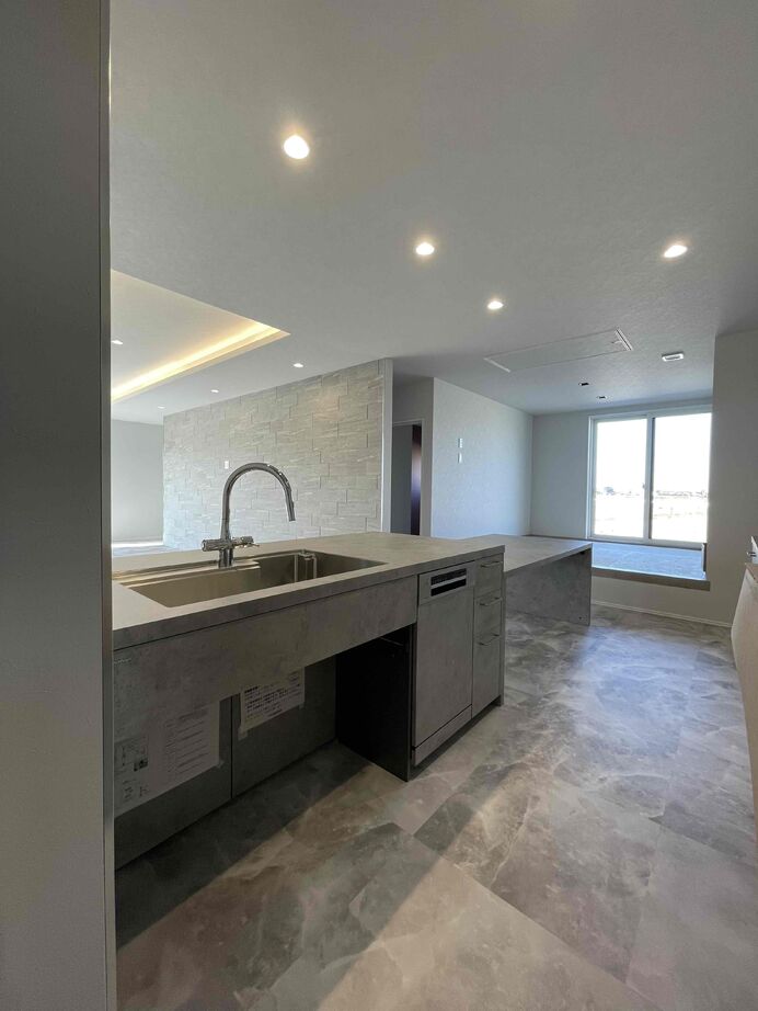 溝田建築設計 洗練されたデザインが魅力！モノトーンでまとめた上質な空間で暮らすの建築実例画像4