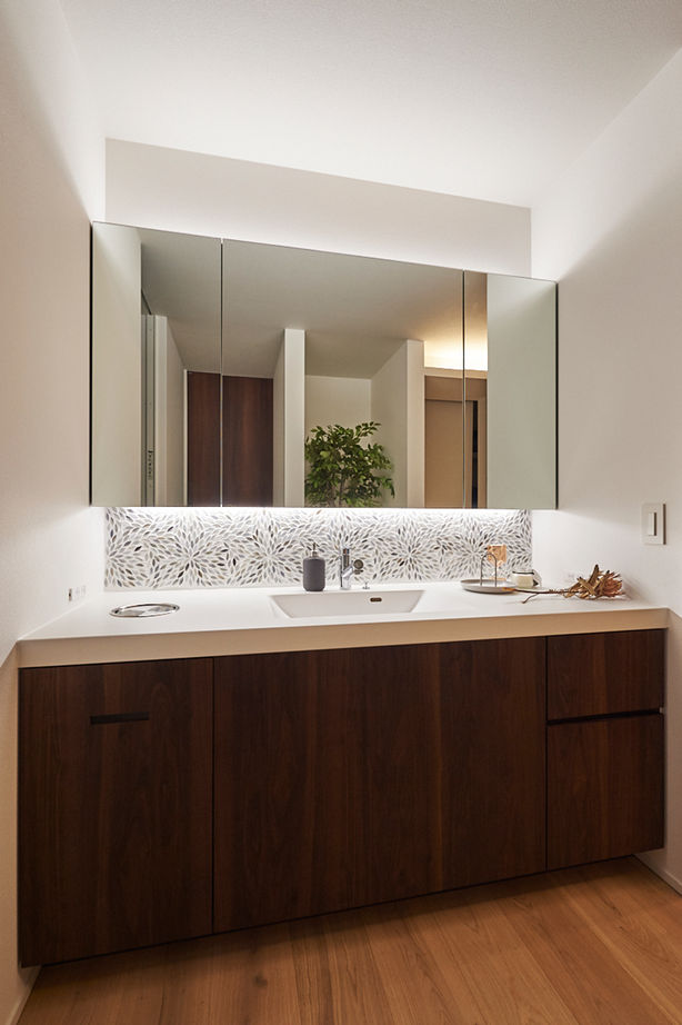 ハウスデザイン建築設計事務所 【2500～2999万円／山形市／高耐震ハイブリットパネル工法】中庭から光を取り込む理想のコートハウスの建築実例画像5