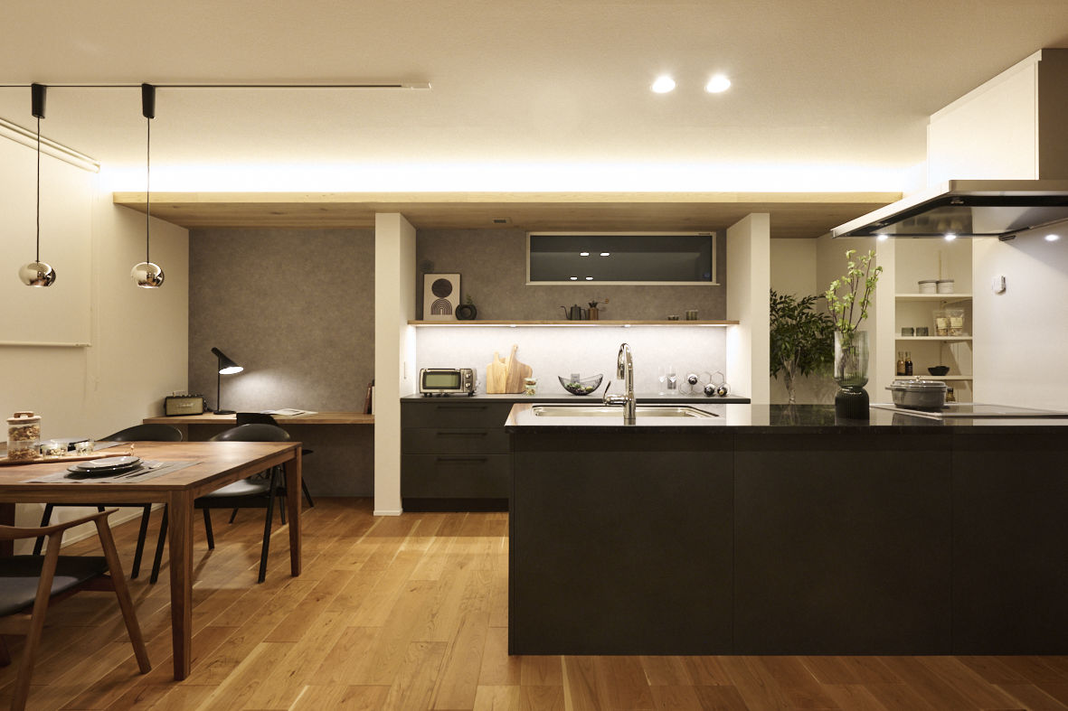 ハウスデザイン建築設計事務所 【2500～2999万円／天童市／家事ラク動線】中庭を囲むグレーモダンの建築実例画像9