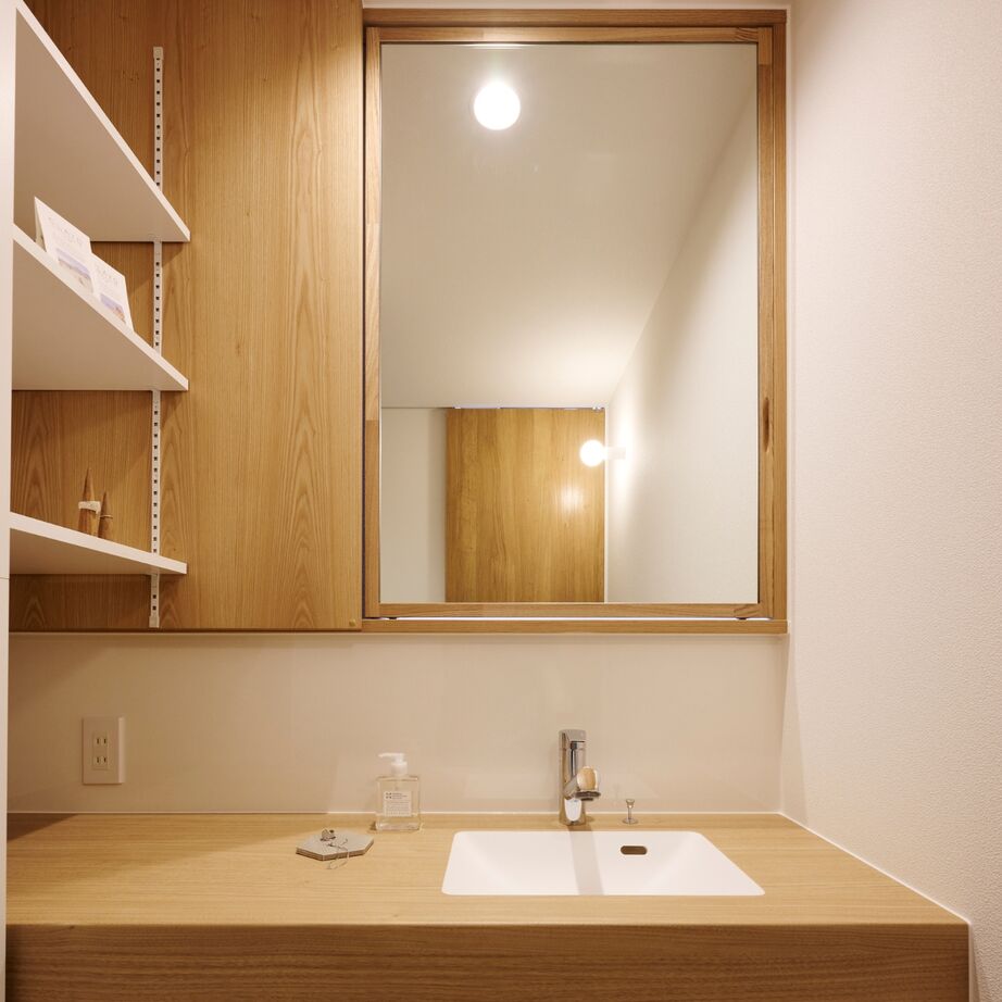 ハウスデザイン建築設計事務所 【山形市/リビングの大開口窓/杉板張りの勾配天井】木の温もりに包まれた２階リビングの家の建築実例画像7