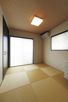 協栄ホーム　奈良店 【施工床面積38.5坪・1780万円】30歳夫婦が実現！土地探しからの注文住宅。技ありのライティングがポイントの建築実例画像9