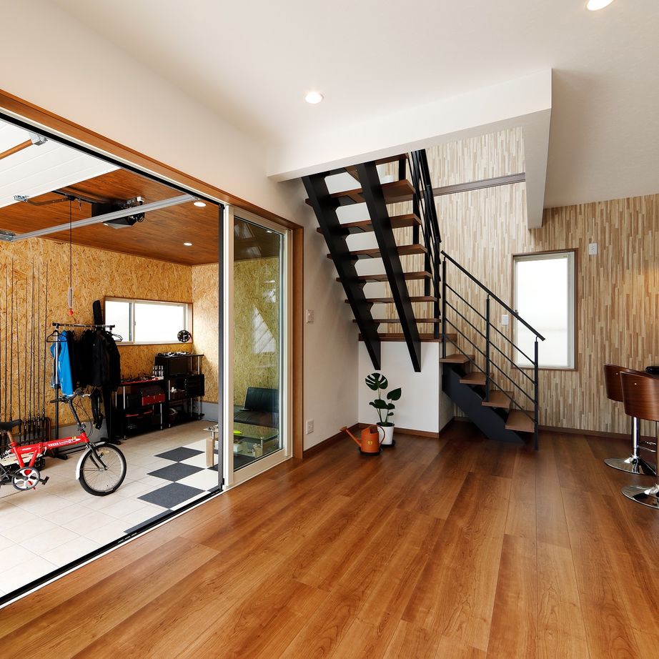 協栄ホーム　奈良店 【施工床35.05坪・香芝】男のロマンを掻き立てる隠れ家のような趣味空間＆ホームBARがある家の建築実例画像2