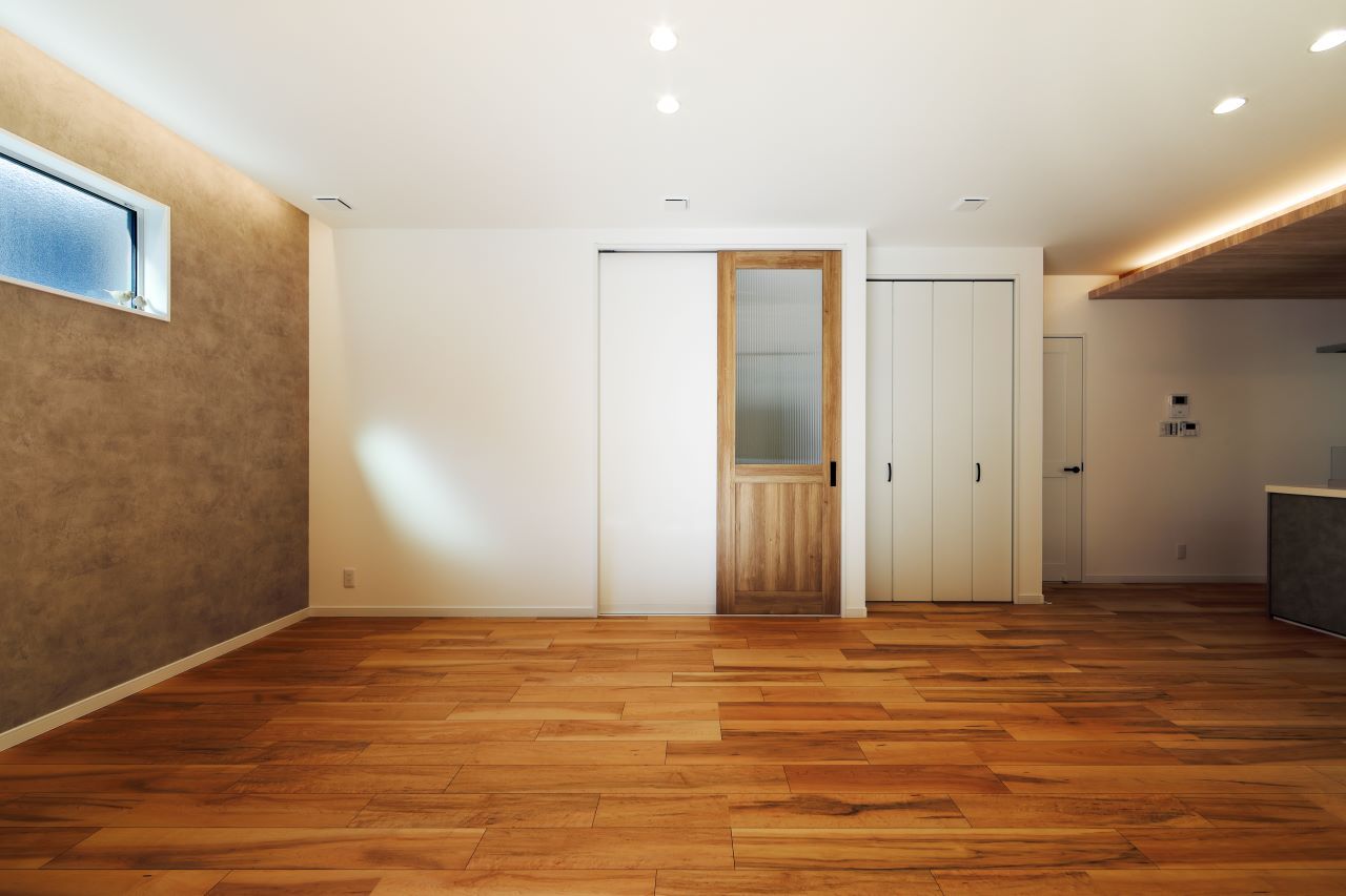 協栄ホーム　奈良店 【奈良県北葛城郡】やさしい雰囲気のデザインがお気に入り。大人可愛いオーセンティックな家の建築実例画像3