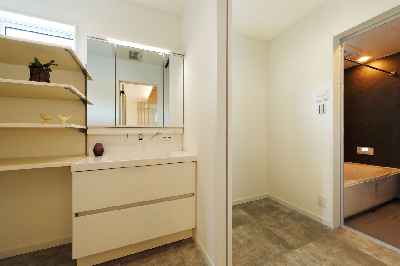 協栄ホーム　奈良店 【奈良県北葛城郡】やさしい雰囲気のデザインがお気に入り。大人可愛いオーセンティックな家の建築実例画像5