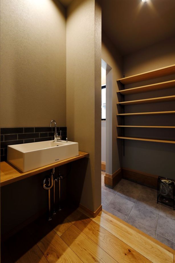 協栄ホーム　奈良店 【奈良県北葛城郡】回遊動線だから家事がラク。収納も豊富な、カジュアルモダンな家の建築実例画像5