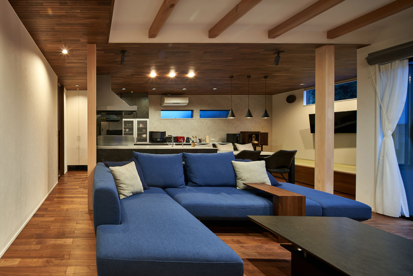 谷川建設 こだわりが光る重厚かつシックな佇まいの建築実例画像4