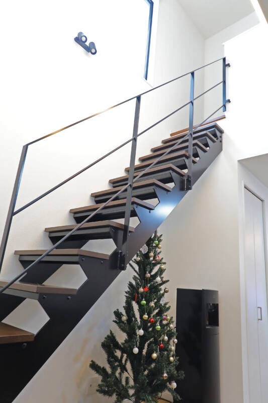 アーティックスホーム BY なかやしき デザイン性と機能性を両立させた、開放感あふれる上質な住空間の建築実例画像6