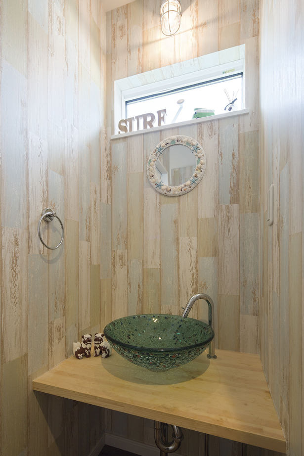 『湘南で家を建てるなら。』 サンキホーム 【湘南/藤沢市/1000万円台/27坪/自然素材】湘南ブルーとウッドデッキが美しい、サーファーズハウスに感動！の建築実例画像7