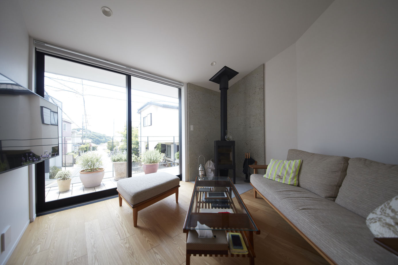 『湘南で家を建てるなら。』 サンキホーム 【湘南/逗子市/2000万円台/24坪/自然素材/間取り図有/海が見える家】高低差のある変形地でも。叶った夢。の建築実例画像8