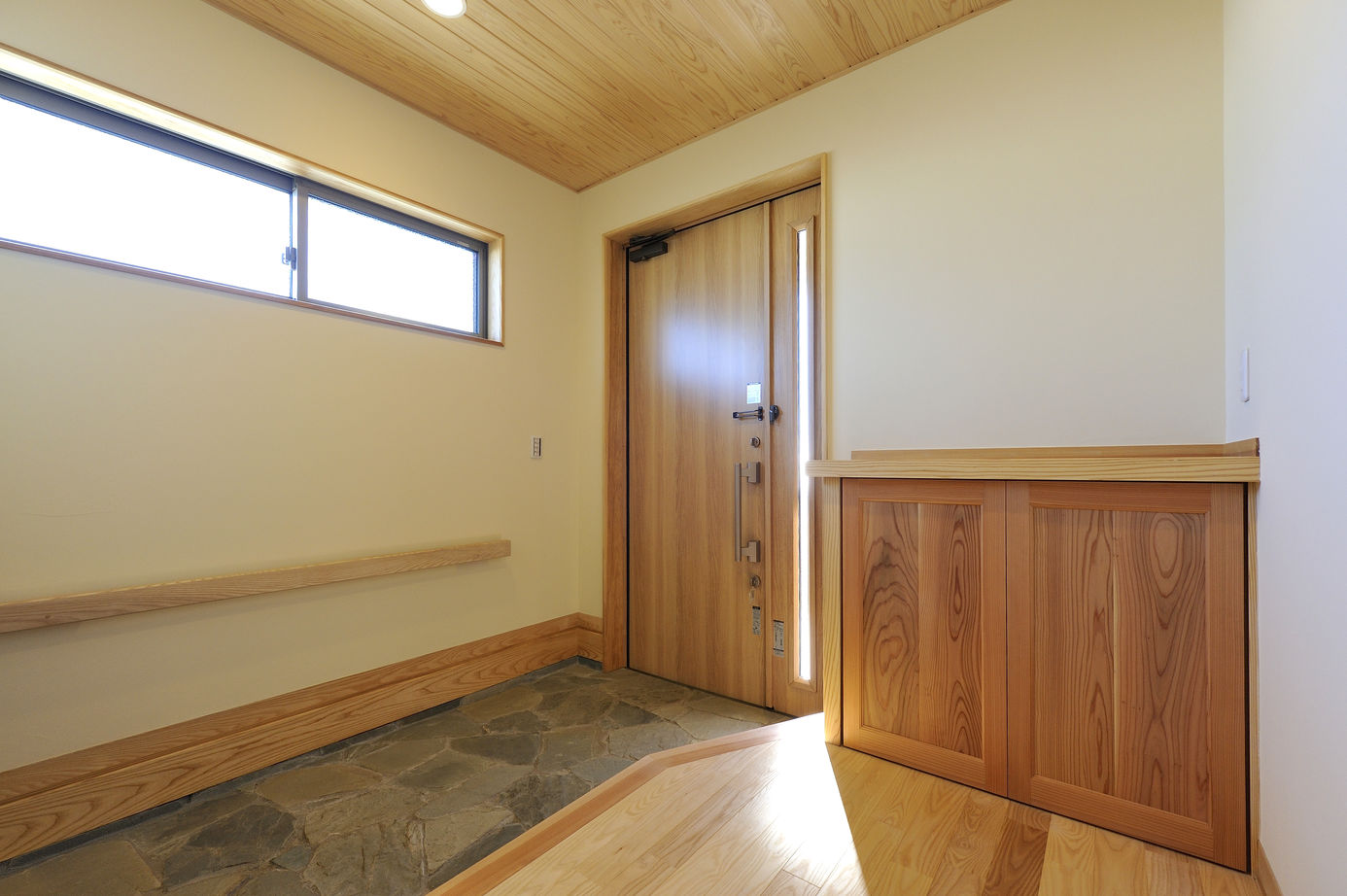 杉内建設 【本体価格2450万円／約41坪】和風住宅で伝統美を堪能。家族の時間をゆっくりと育む伝統和風の住まいの建築実例画像5